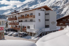 Отель Hotel Mathiesn  Obergurgl